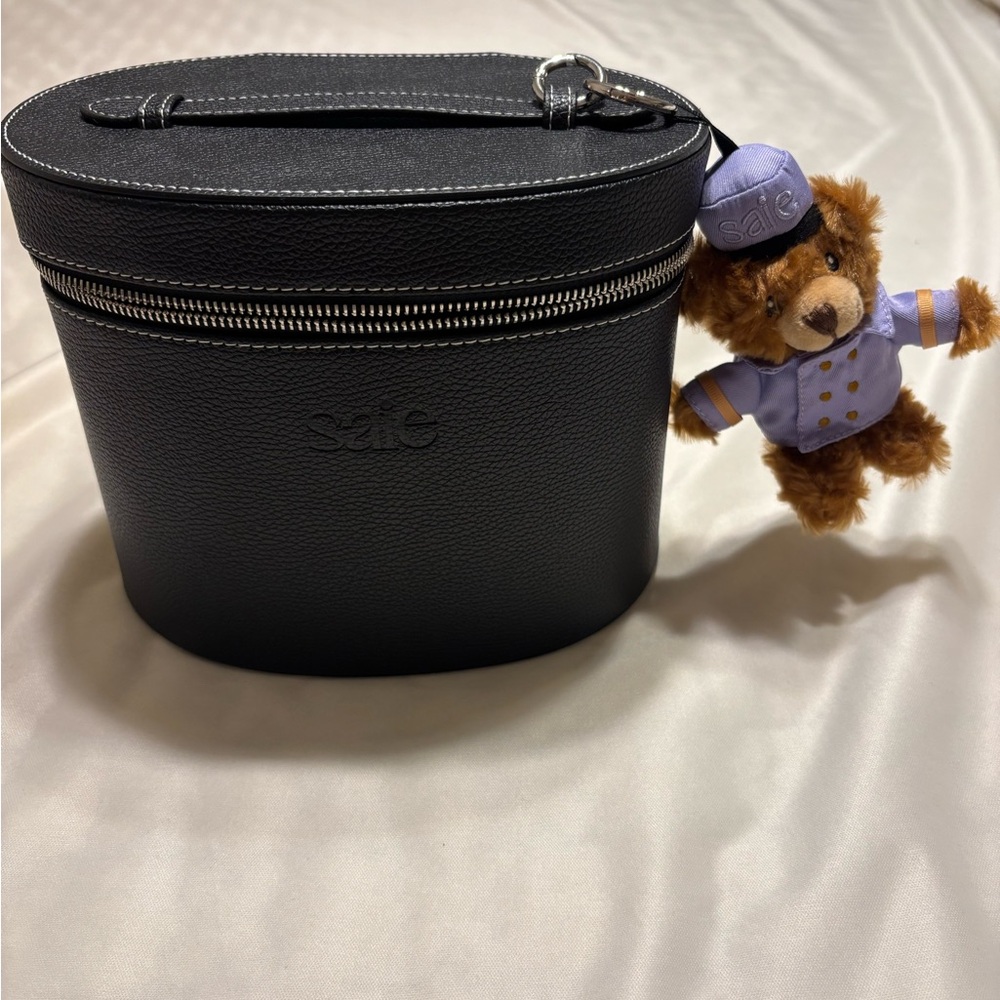 Saje Black and Cream Travel Bag w/ keychain